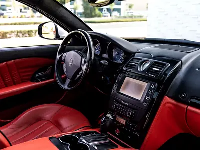 2010 Maserati QUATTROPORTE 照片 15