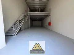 Warehouse / Suitable for various commercial and industrial activities, electrical equipment and prac