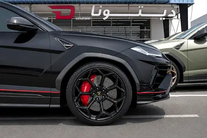 صورة مصغرة 8 لـ 2024 Lamborghini URUS