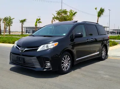 Toyota Sienna XLE Full Option.  Famally car.