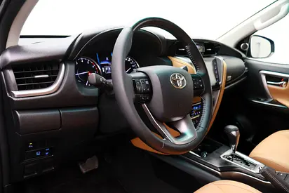 Toyota Fortuner VXR, миниатюра 11