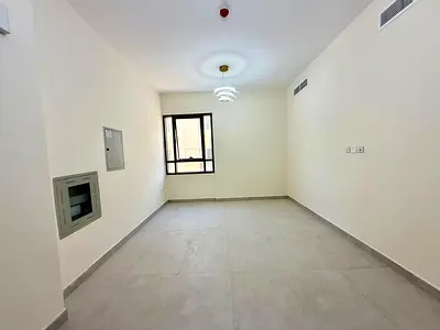 Luxury 1bhk 2bathroom ready to move maintenance gym parking free rent 40k 6cheque payment new building