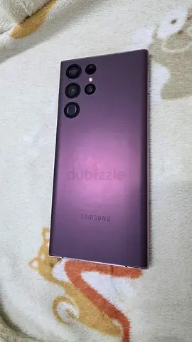 Samsung Galaxy S22 Ultra 5g 256Gb Phantom Violet, Outter glass is broken but Oled is 100% working