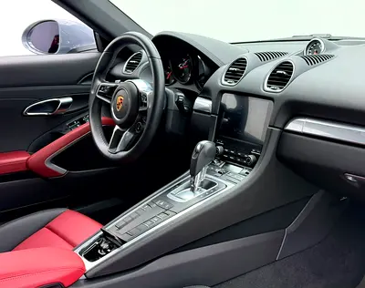 صورة مصغرة 8 لـ 2025 Porsche 718