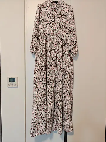 Floral button-up blouse (Made in Turkey) - New