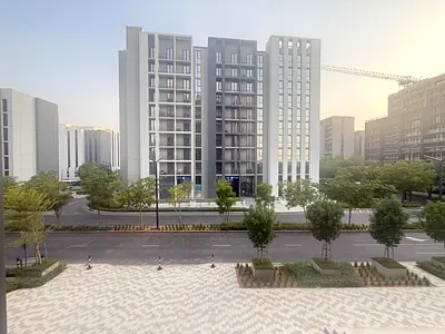 Luxury And Lavish 1Bedroom 2Bathroom With kitchen appliances and Gym Polol Parking just in 65k
