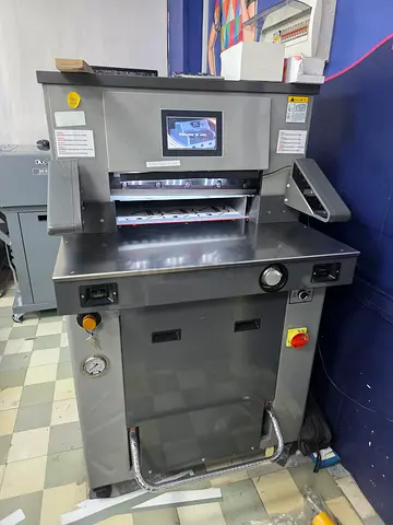 Used industrial paper cutting/guillotine machine with safety features