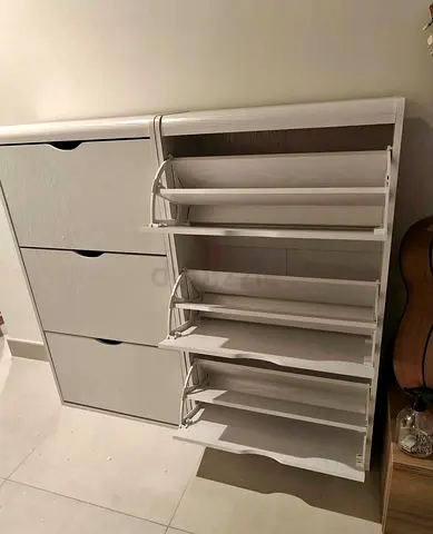 White 4-Tier Tilt Shoe Cabinet - Slim Wall Storage