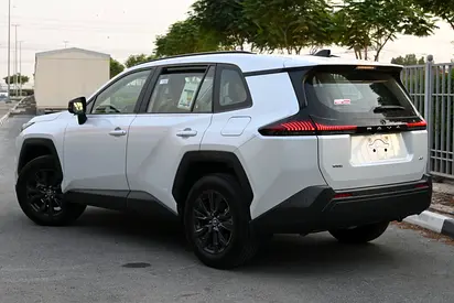 2026 Toyota RAV 4 — фото 3