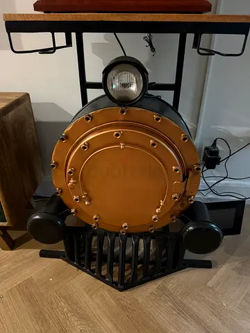 Train drinks table with working light