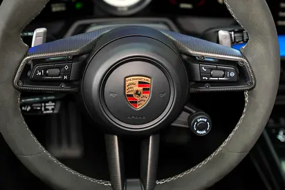 2024 Porsche 911 — миниатюра 16