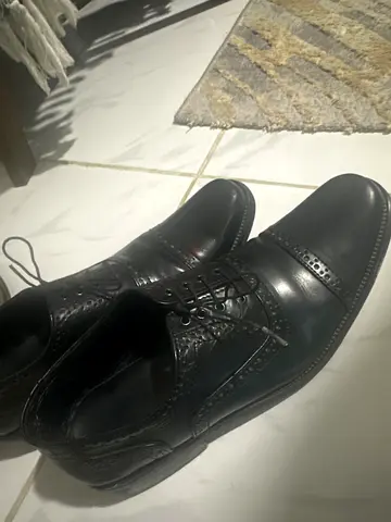Pakistan hand made Black leather brogue dress shoes - size 42