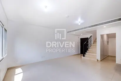 Vacant On Transfer | Single Row | Perfect Location