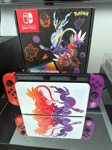 Switch OLED - Limited Pokémon