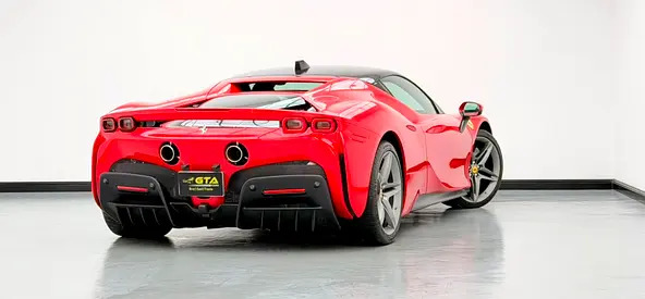 2023 Ferrari SF90 STRADALE — миниатюра 4