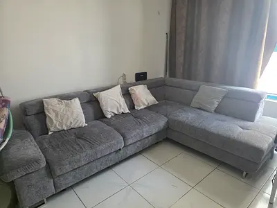 Grey L-shaped Fabric Corner Sofa - Comfortable 4-Seater
