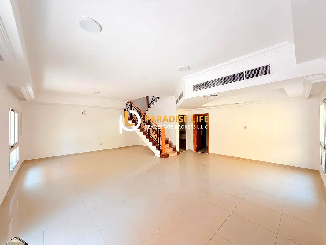 4 Bedroom villa available for Rent in Mirdif