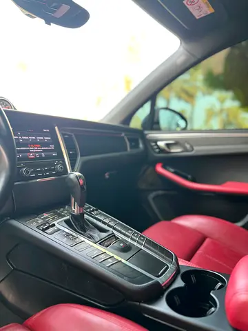 2018 Porsche MACAN 照片 9