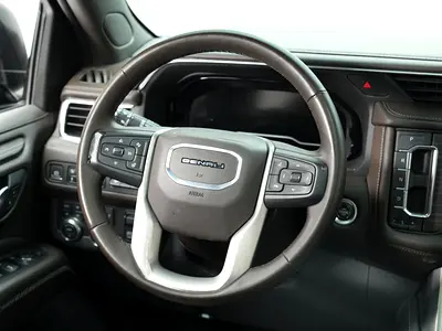 2023 GMC YUKON — фото 7