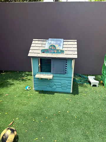 Little Tikes Seaside Playhouse - Good Condition, Ready to Use