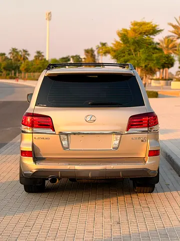 صورة 5 لـ 2015 Lexus LX-SERIES