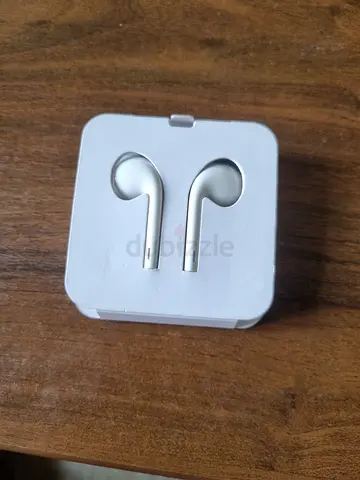 Mobile head speaker wired