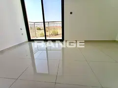 R2EM Layout | L- Shaped Garden | Ready to Move