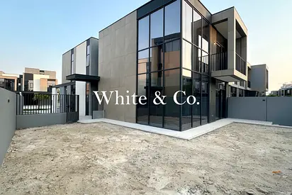 4B1 Single Row | Close to Pool | Mortgage
