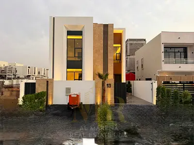 A villa with a price including registration and ownership fees on the main street, ready to move in