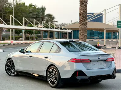 2024 BMW 5-SERIES — миниатюра 10