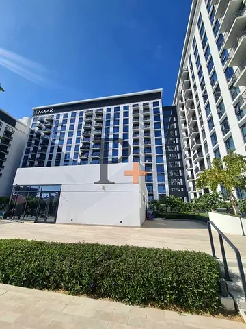 COMMUNITY VIEWS |SPACIOUS LAYOUT| READY TO MOVE IN