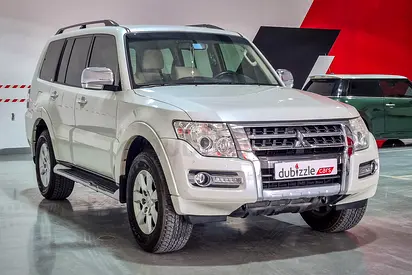 AED 1277/month | 2017 Mitsubishi Pajero | GCC Specs | Ref#485555