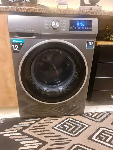 Hisense 12 kg front load washing machine i