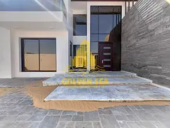 MODERN N STYLISH| SPECIOUS ROOM| HUGE YARD| BIG TERRACE