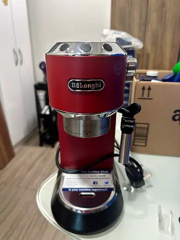 DeLonghi  - Dedica Coffee Machine with 15 Bar Espresso Pump -used, working (black base shown)