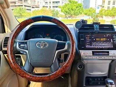 صورة 10 لـ 2018 Toyota PRADO