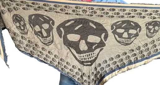 Lightweight beige scarf with black skull print - good condition McQueen