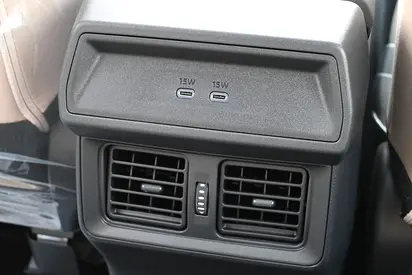 2026 Toyota RAV 4 — фото 16