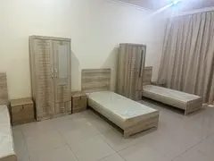 🌸 Ladies Bed Space Available – Tourist Club Area (TCA), Abu Dhabi 🌸