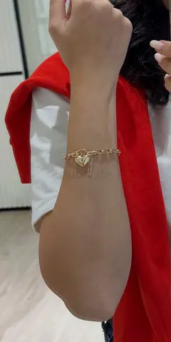 Gold bracelet 18K with diamonds. Brand: RZ by Rima Zahran - Un-Lock-It Pillar Edition