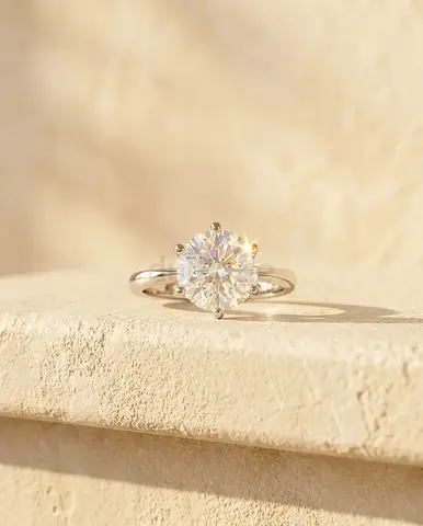 Splendid Diamond Ring 4ct | 18K White Gold | IGI Certified