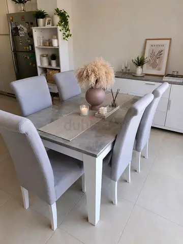 Dining Table with 6 Chairs