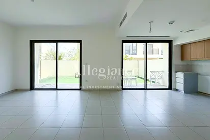 Modern Family Villa | Maid's Room | Parkside 2
