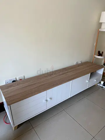 Modern TV Unit – Fits up to 75” TV | 1.8m | Excellent Condition