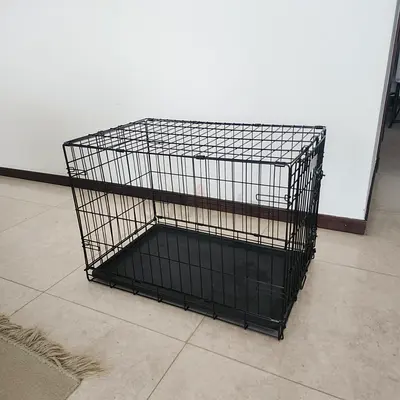 Foldable metal pet crate with removable tray — 30 x 19 x 21 inc