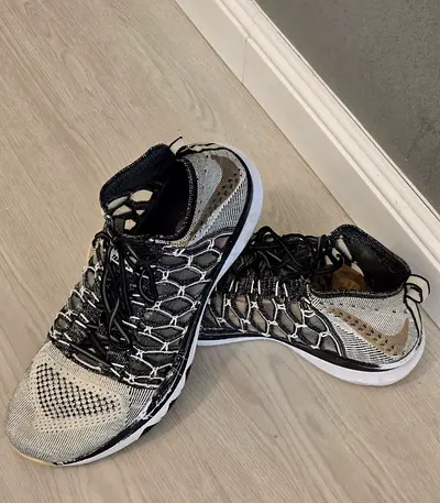 Nike Train Ultrafast Flyknit sneakers black and white Size 46
