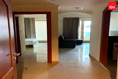 Vacant | Near Metro | Good Investment