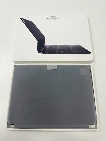 Apple Magic Keyboard for iPad Pro 11-inch (M5) – English/Arabic – Like New