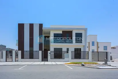 Spacious Corner Villa | 552 SQM | High Ceilings