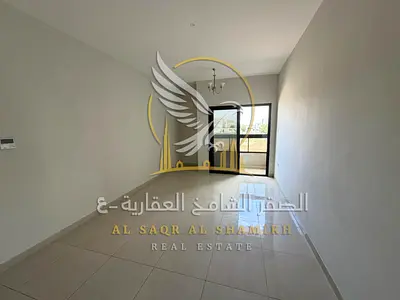 شقه للايجار السنوي غرفتين و  صاله منطقه الجرف  عجمان موقع مميز سهوله الوصول لمخرج دبي والشارقه
